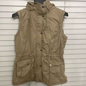 YMI, Fleeced-lined, hooded, khaki vest, Size Large
